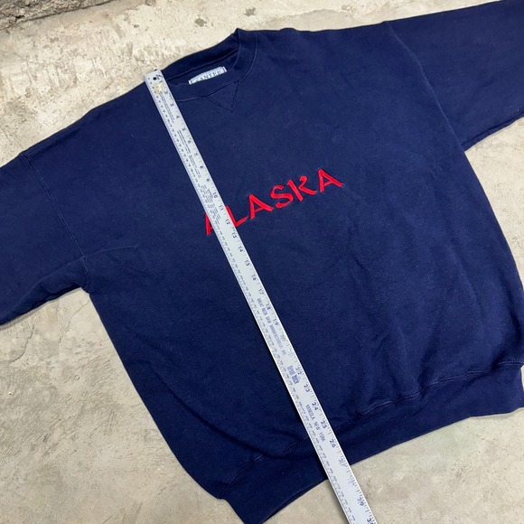Vintage Santee Alaska Embroidered Crewneck‎ Sweatshirt XL Navy Blue Red Spellout - Picture 3 of 7